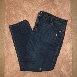 Liz Claiborne cropped jeans